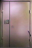 Металлическая подъездная дверь ДВМ-820  в производственной компании Дверной Мир